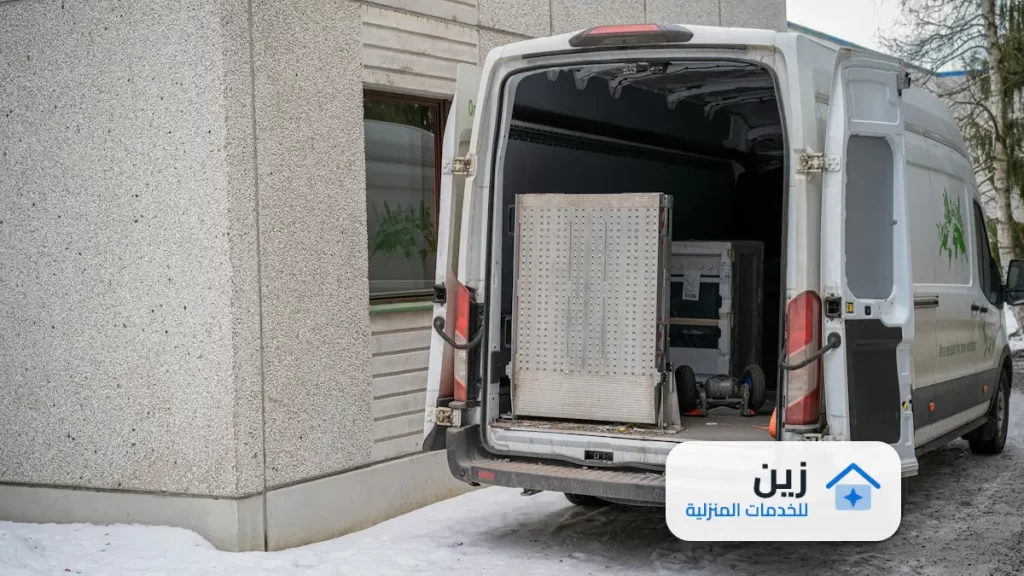 عمال نقل اثاث